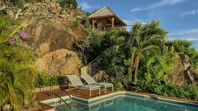 Luxury Villa Photo #18