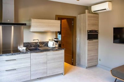 Luxury Villa Photo #9