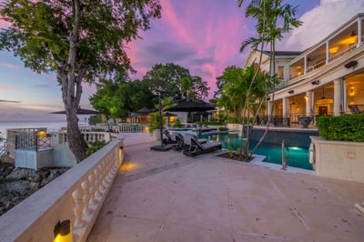 Luxury Villa Photo #5