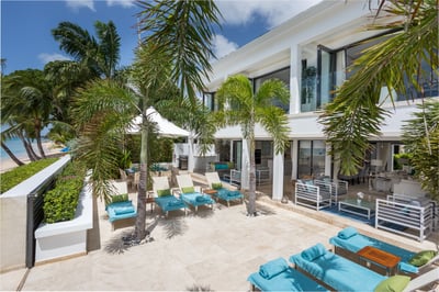 Luxury Villa Photo #2