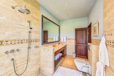 Luxury Villa Photo #58