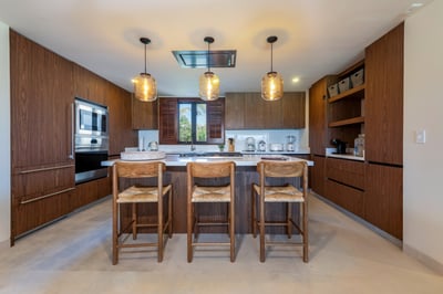 Luxury Villa Photo #16
