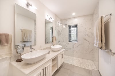 Luxury Villa Photo #24