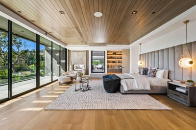 Luxury Villa Photo #31