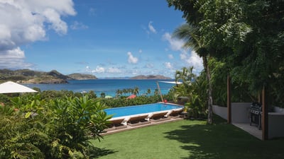 Luxury Villa Photo #3