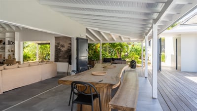 Kitchen & Dining Area: Fully equipped kitchen, fridge and freezer, cooking range with gas burners, m
