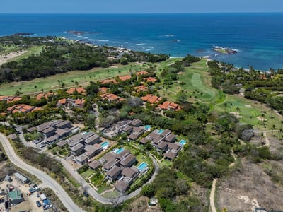 Luxury Villa Photo #52