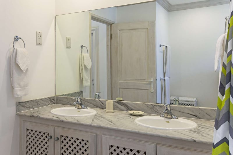 Forest Hills 33 | Paradise Villa