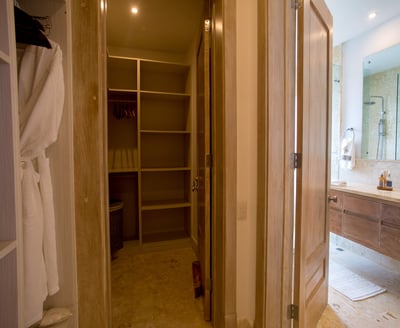 Luxury Villa Photo #47
