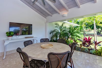Luxury Villa Photo #11