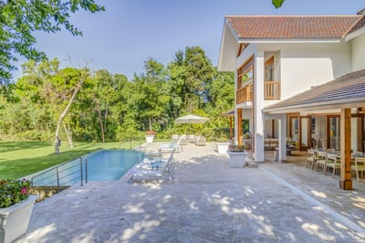Luxury Villa Photo #22