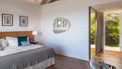Luxury Villa Photo #42