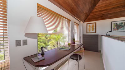 Luxury Villa Photo #42