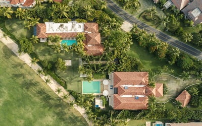 Luxury Villa Photo #3