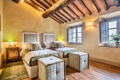 Luxury Villa Photo #29