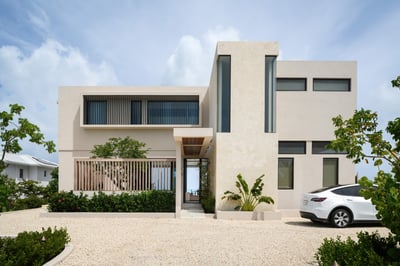 Luxury Villa Photo #4
