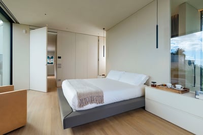 Luxury Villa Photo #37