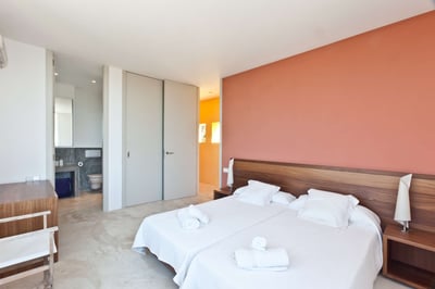 Luxury Villa Photo #16