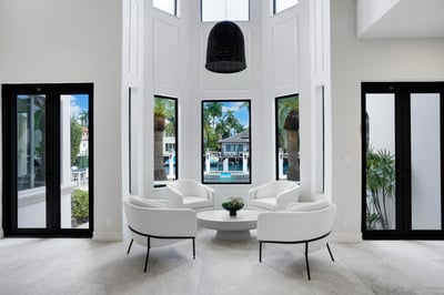 Luxury Villa Photo #26