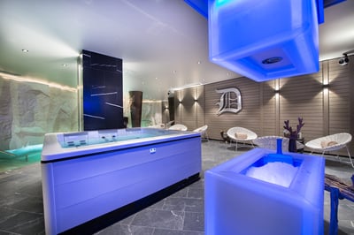 Luxury Villa Photo #22