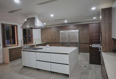 Luxury Villa Photo #22