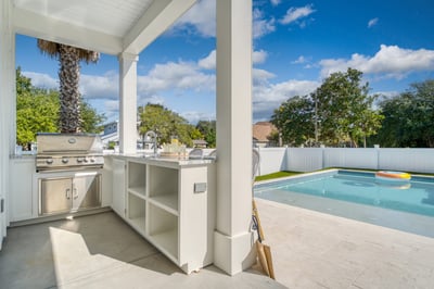 Luxury Villa Photo #9