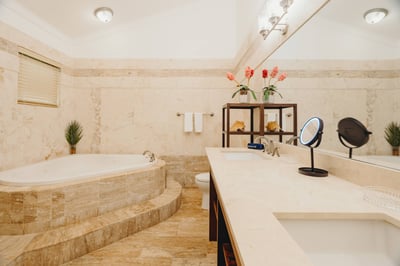 Luxury Villa Photo #27