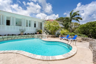 Luxury Villa Photo #3