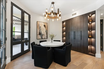 Luxury Villa Photo #18