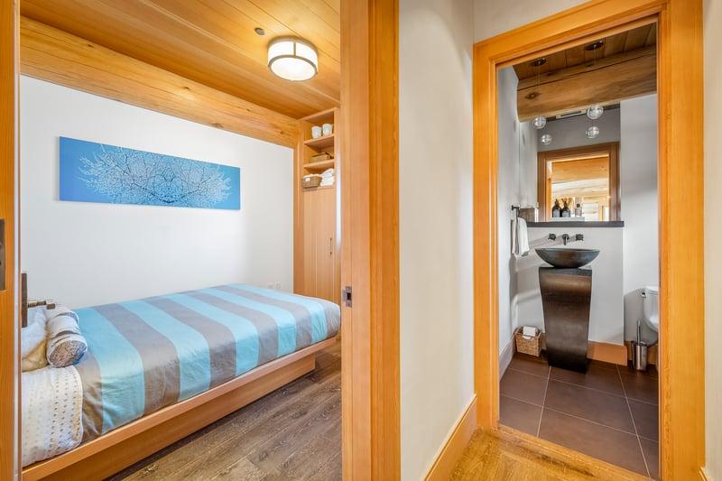 Panoramic Estate | Kadenwood