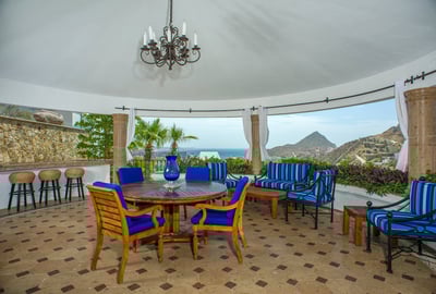 Luxury Villa Photo #10
