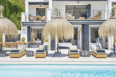 Luxury Villa Photo #4