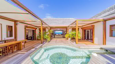 Luxury Villa Photo #8