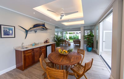 Luxury Villa Photo #7