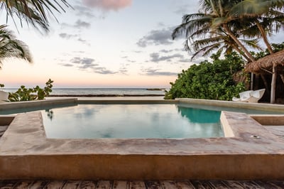 Luxury Villa Photo #3