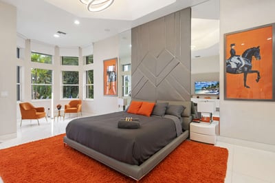 Luxury Villa Photo #35