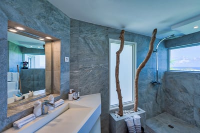 Luxury Villa Photo #20