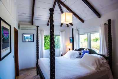 Luxury Villa Photo #34