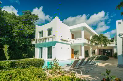 Luxury Villa Photo #8