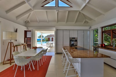 Luxury Villa Photo #17