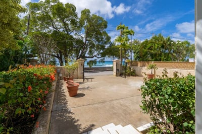 Luxury Villa Photo #8