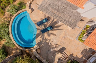 Luxury Villa Photo #9