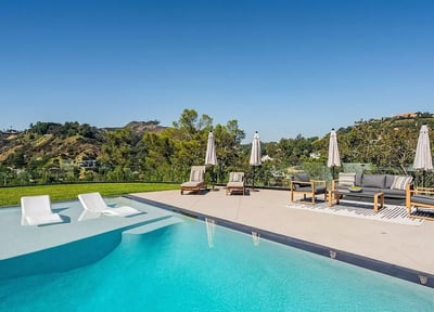 Luxury Villa Photo #7
