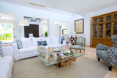 Luxury Villa Photo #23