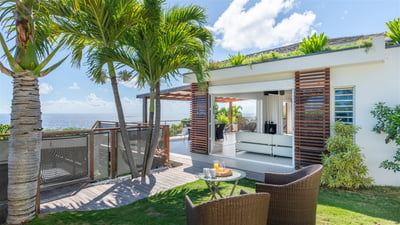 Luxury Villa Photo #17