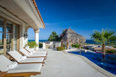 Luxury Villa Photo #10