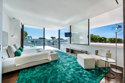 Luxury Villa Photo #24