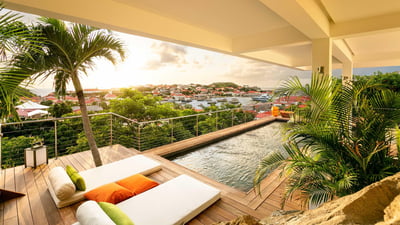 Luxury Villa Photo #3