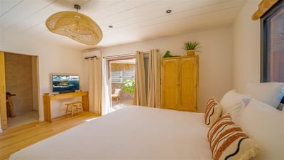 Luxury Villa Photo #55