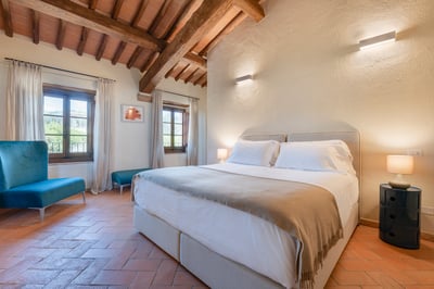 Luxury Villa Photo #27